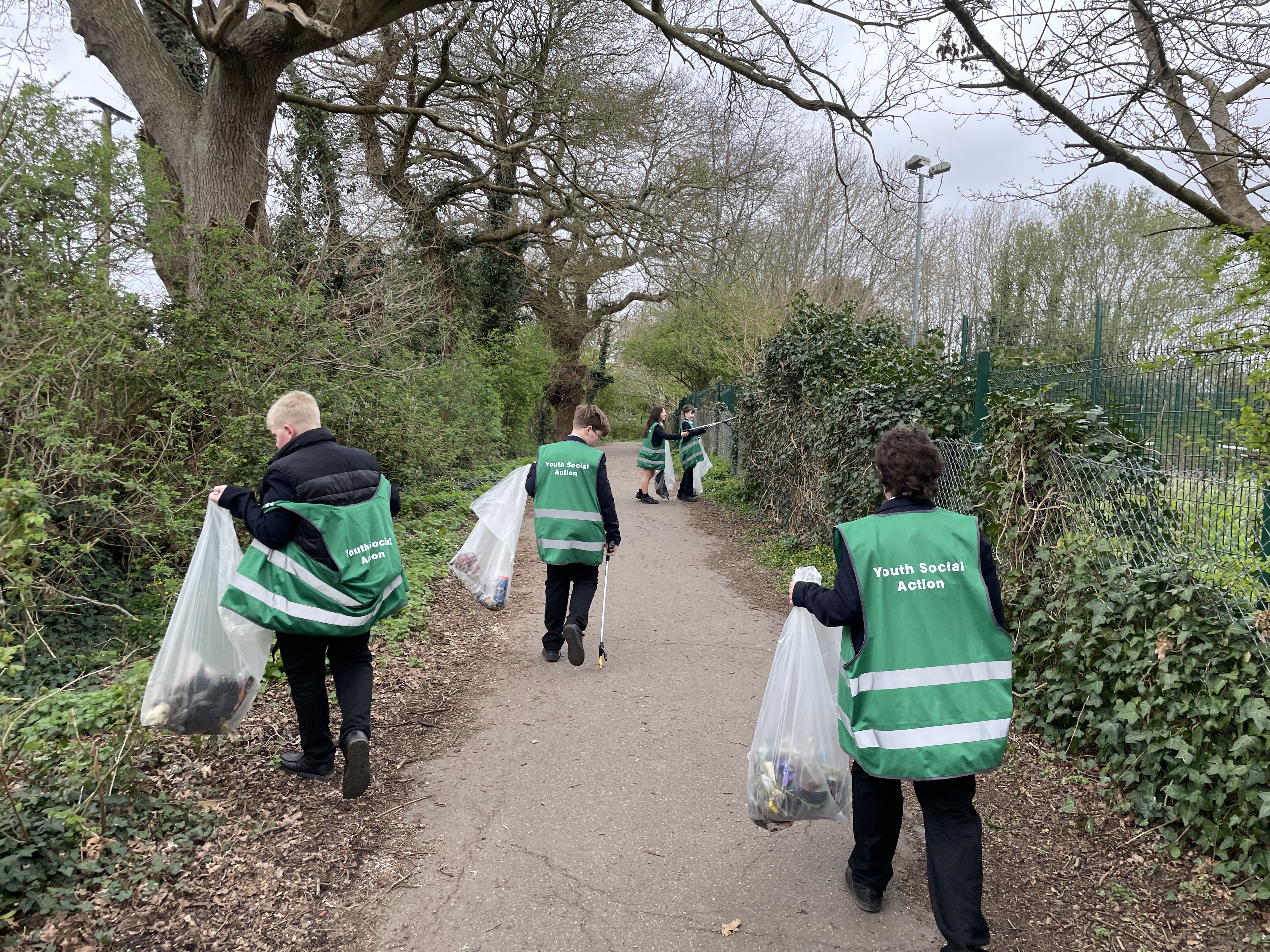 Six Villages Students Shine during the Great Big School Clean!